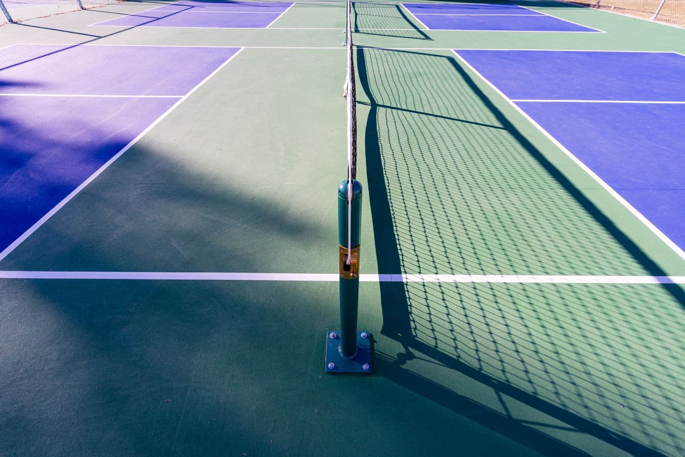Pickleball court and net ready for play